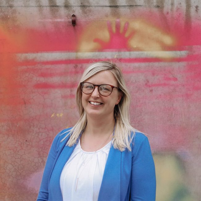 theme-pro-team-geena-fife