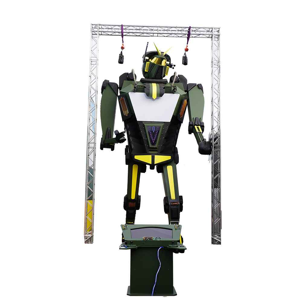 Giant Gundam Robot